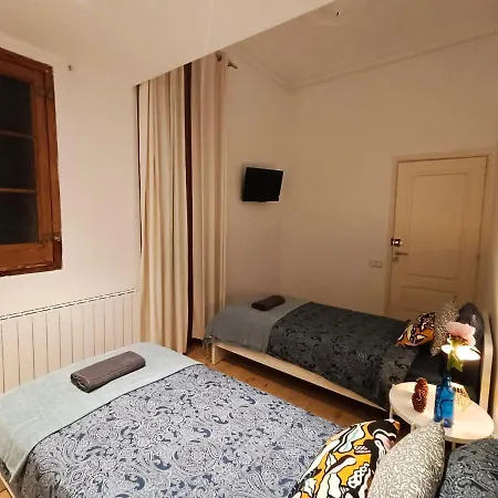 By Born Hostel Barcelona